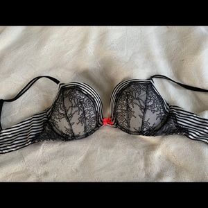Victoria Secret Very Sexy Push Up